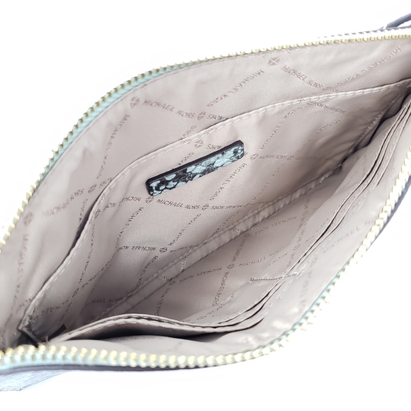 ⚠️LAST 1⚠️ Michael Kors Lenox Embossed LG 3 Piece - Picture 11 of 13